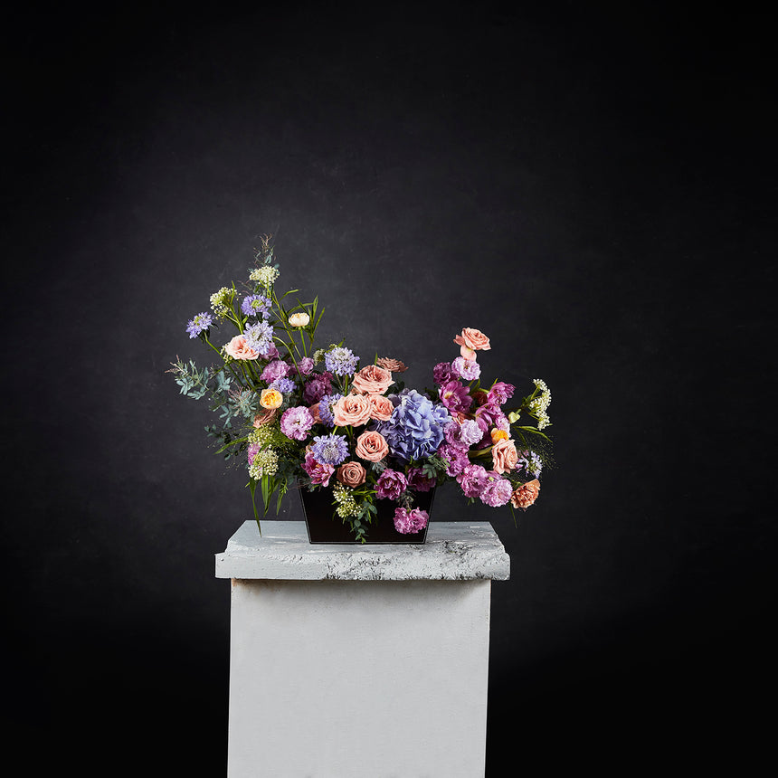 Boenga Flowers by Harijanto Setiawan Discovery | Bespoke Fresh Flowers Gift in Pastel Colours in Purple
